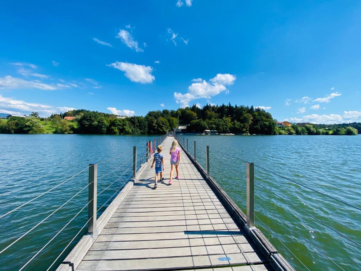 Greenvalleyglamping Sesce Pri Preboldu Экстерьер фото