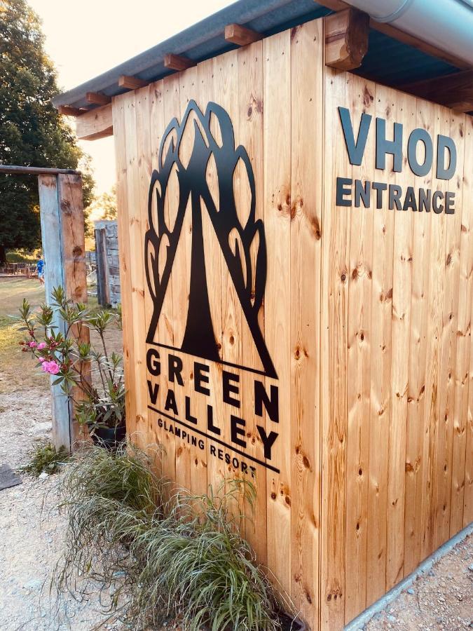 Greenvalleyglamping Sesce Pri Preboldu Экстерьер фото